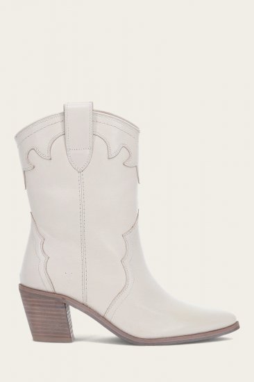 Frye Sara Western Short - Ivory - Click Image to Close